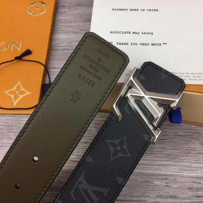 Louis Vuitton Belt 40MM LVB00036